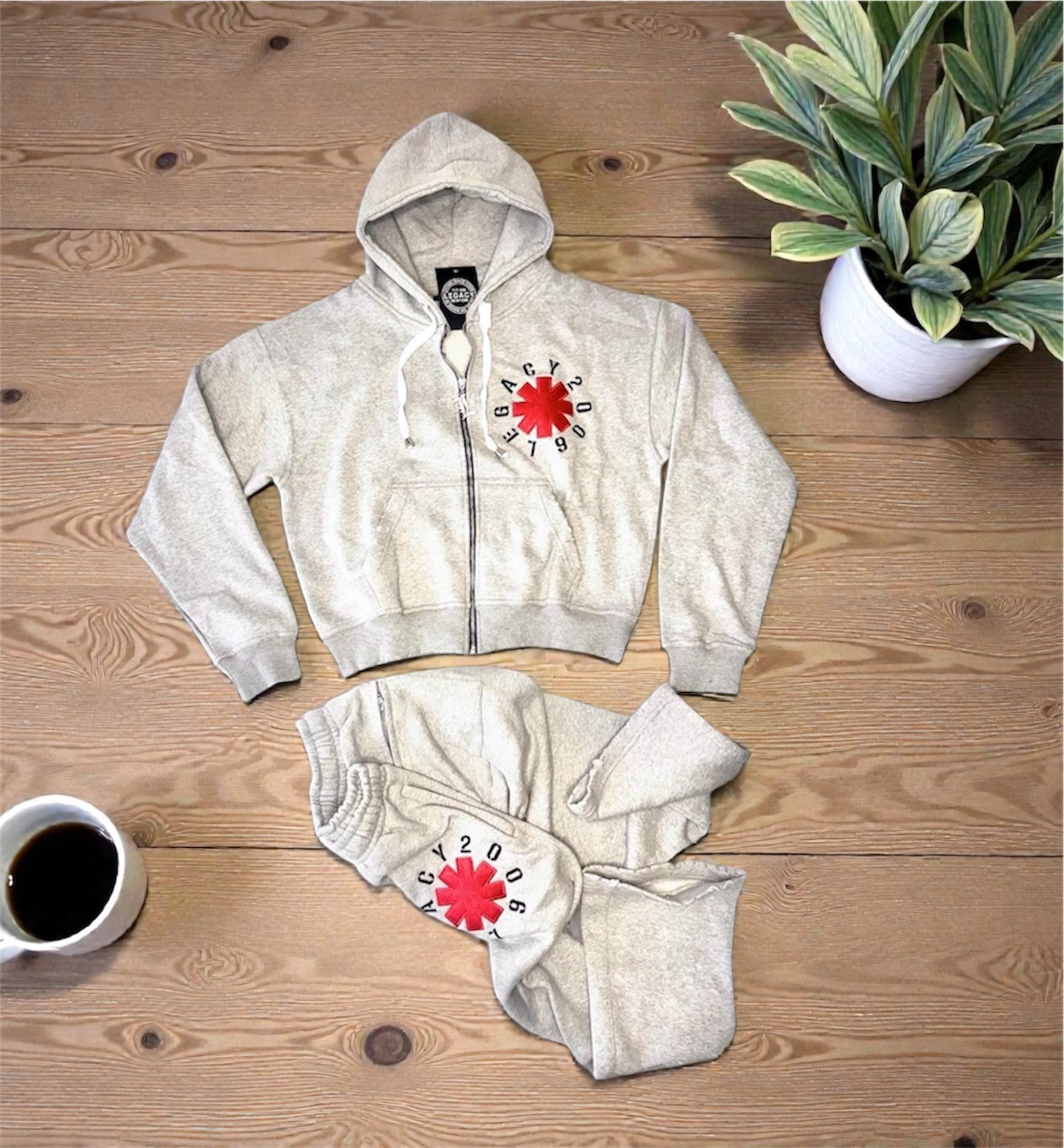 THE LEGACY REDHOT CHILLY PEPER INSPIRED SWEATSUIT